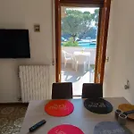 Lägenhet Lungolago Garibaldi *