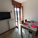 Lungolago Garibaldi Daire Peschiera del Garda