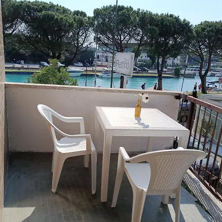 Lungolago Garibaldi Daire *